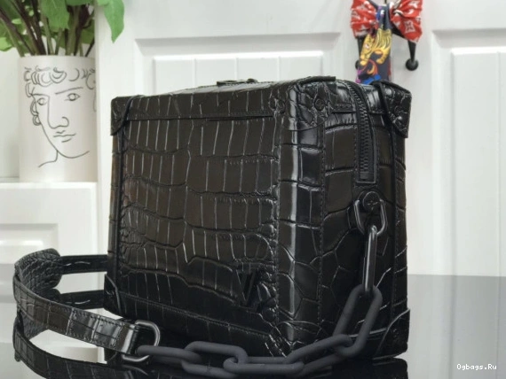 VUITTON TRUNK SOFT LOUIS 0514